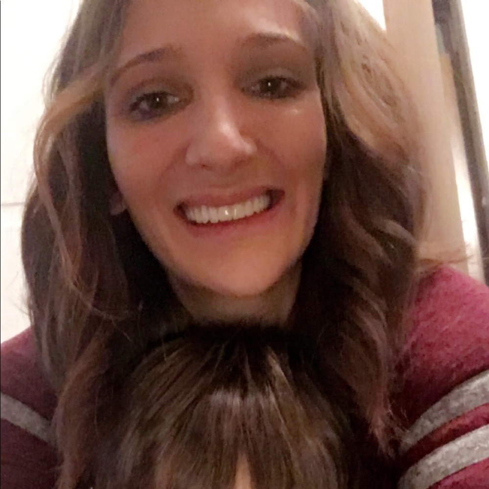 Meet your Posher, Mikayla